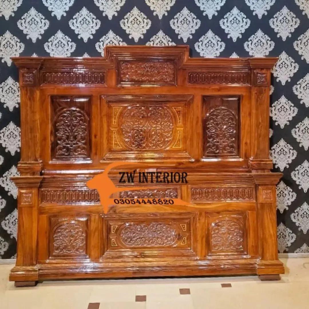 CLASSIC ROYAL OAK BED SET — Lahore